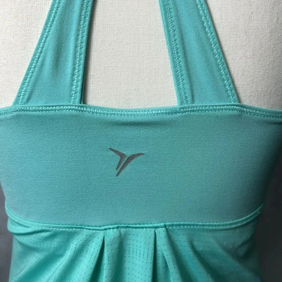 Old Navy Active Loose Fit Racerback Tank - Small - Picture 6 of 11